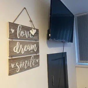 Elegant Studio1 Netflix Bathroom Close To Homestay Swansea